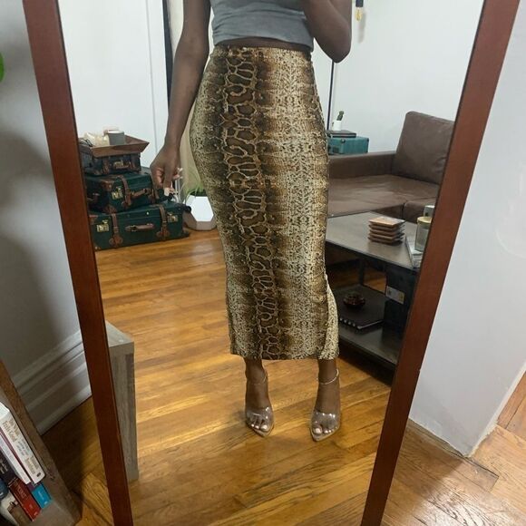 Fashionnova  print ed midi skirt - Picture 4 of 7